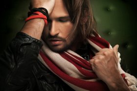 Фото 1 - Три самых популярных способа стильно завязать шарф