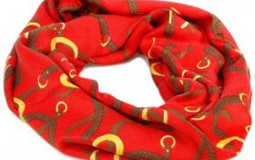 Как носить шарф-снуд
