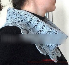 Как сделать шарф-хомут используя крючок и тесьму своими руками?. Фото №2